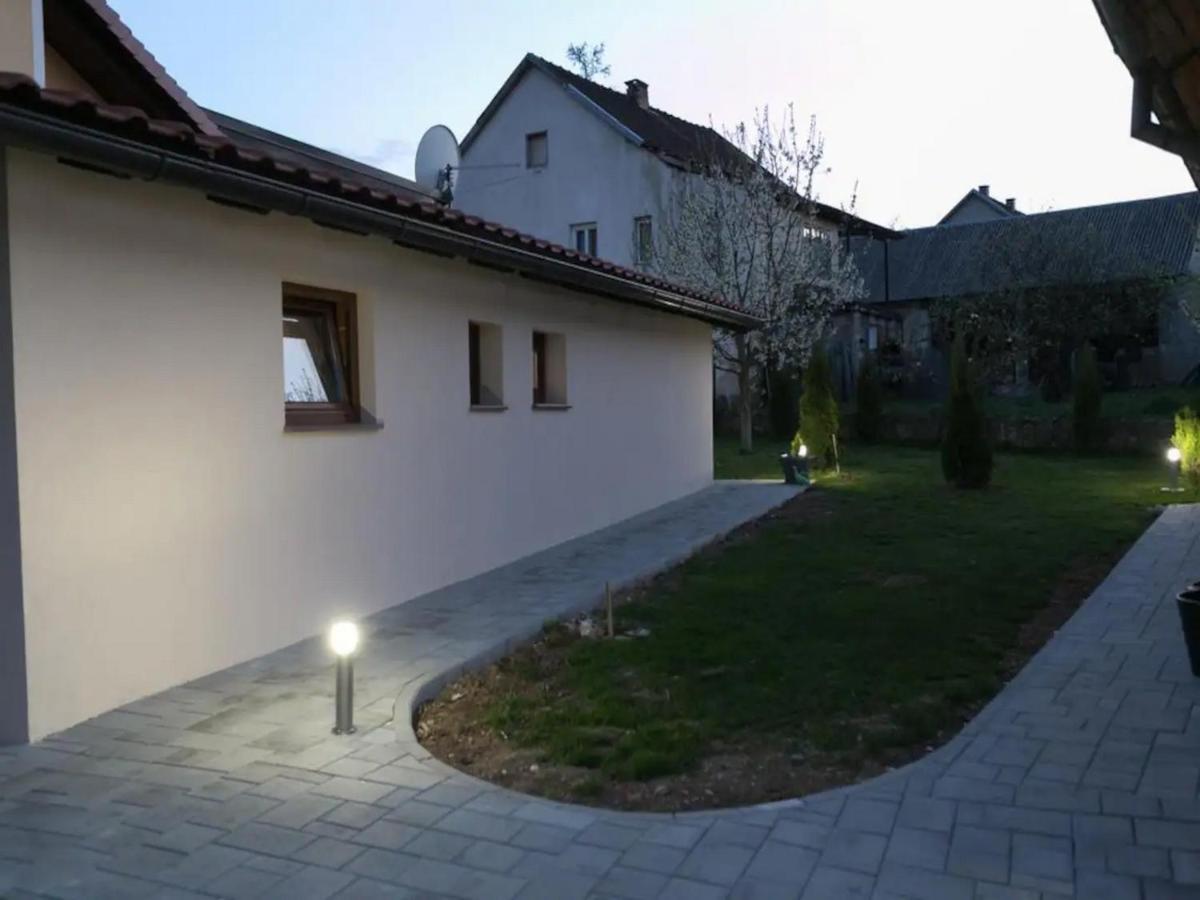 Apartman Dujmovic 1 Otocac Exterior photo